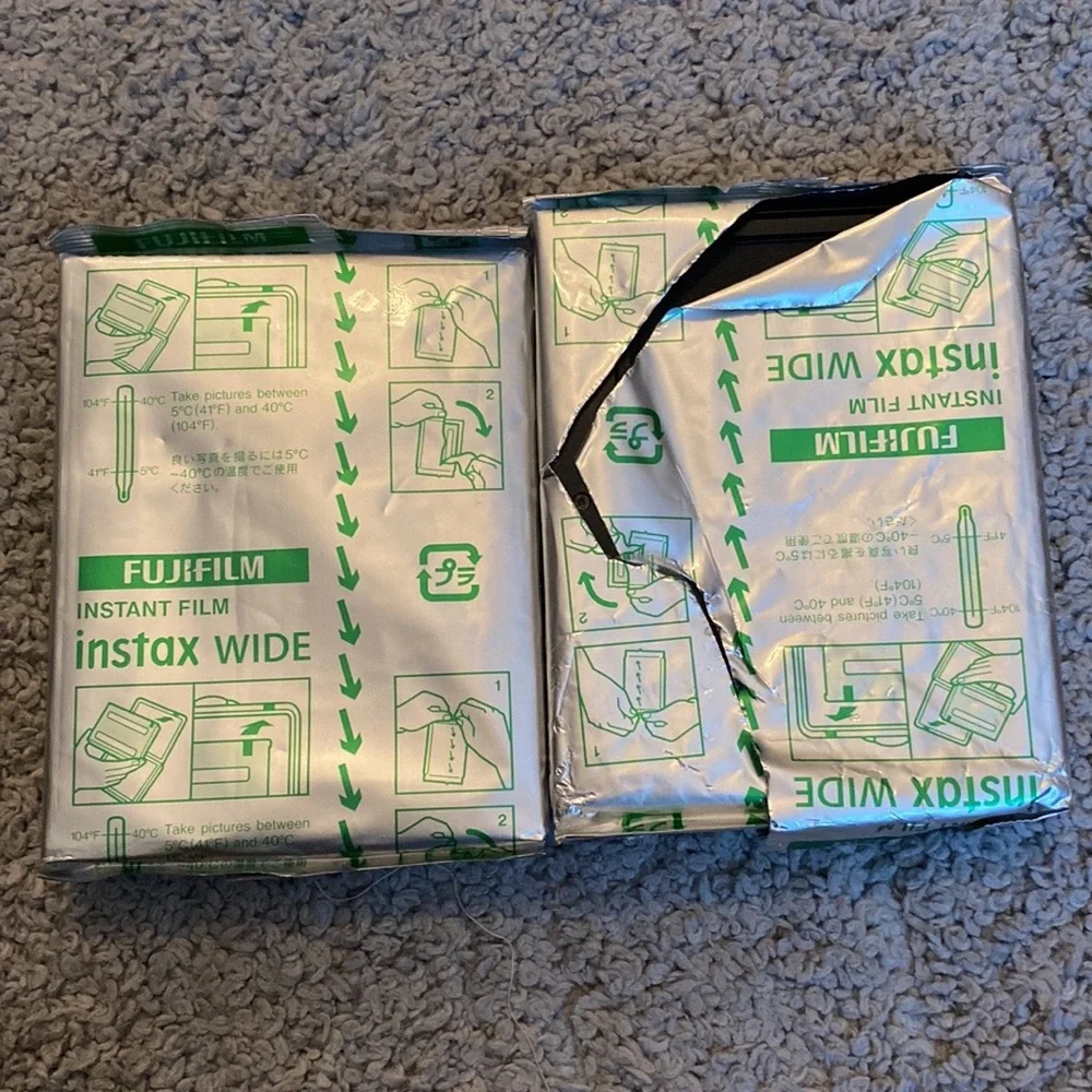 FUJI FILM INSTAX WIDE INSTANT FILM